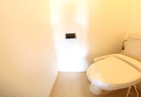 トイレ　シンプルで使いやすいトイレです