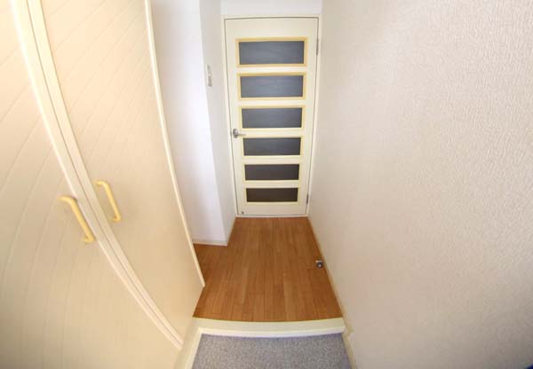 玄関　明るい玄関です
