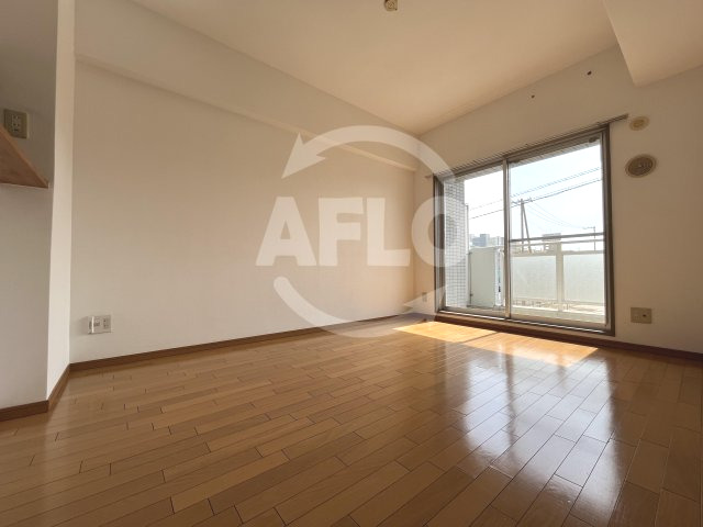 居室・リビング　ベイタウン市岡　リビング