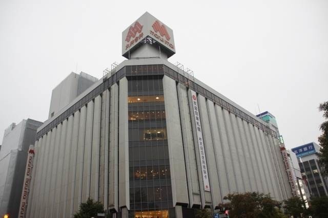 ショッピングセンター　丸井今井札幌本店（ショッピングセンター）まで720m