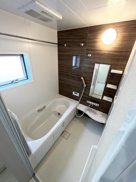 バス・シャワールーム　ゆったり広々バスルーム