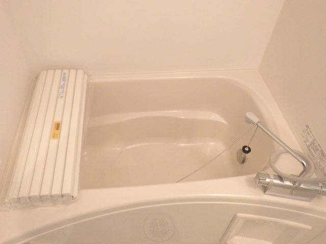 バス・シャワールーム　★浴室乾燥機・追焚機能★