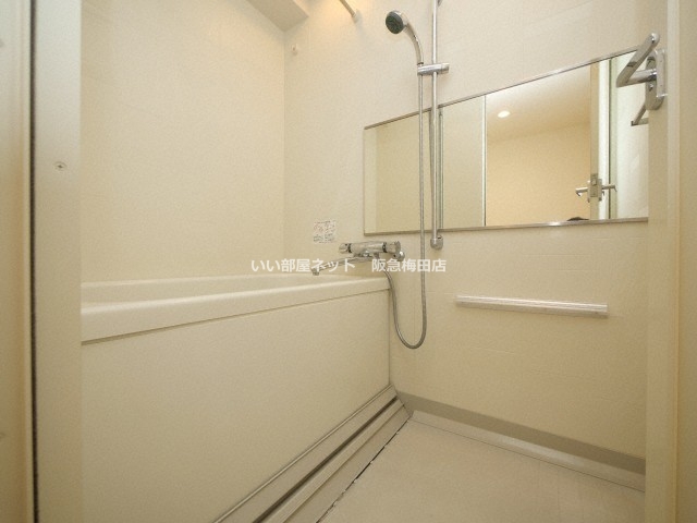 バス・シャワールーム　同仕様写真となります。