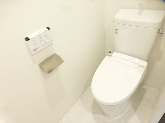 トイレ　トイレ