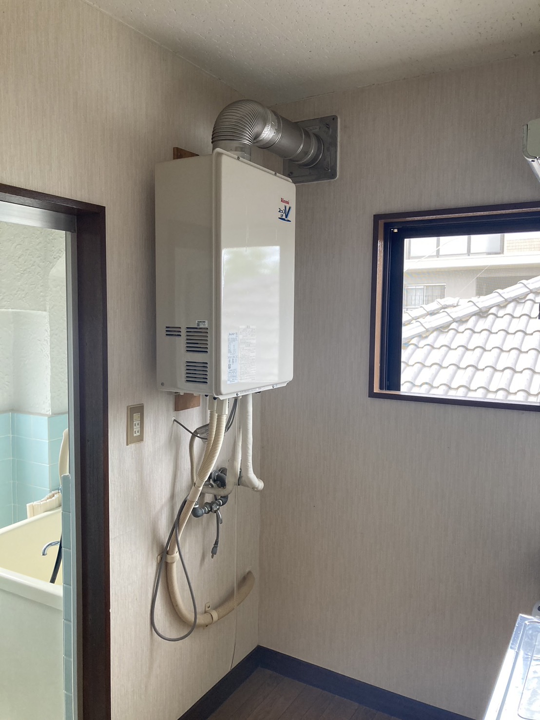 その他　給湯器