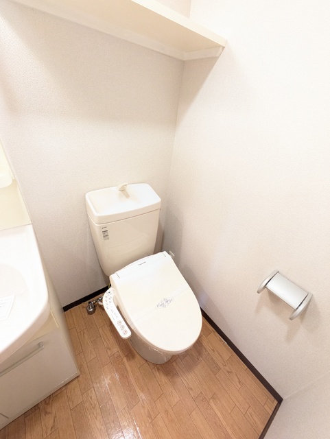 トイレ　★落ち着ける独立したトイレスペース★