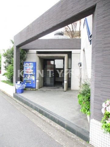 エントランス　建物の内部です