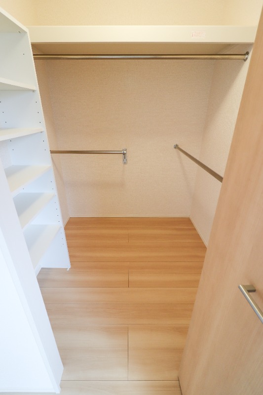 収納　図面と現状に相違がある場合には現状を優先