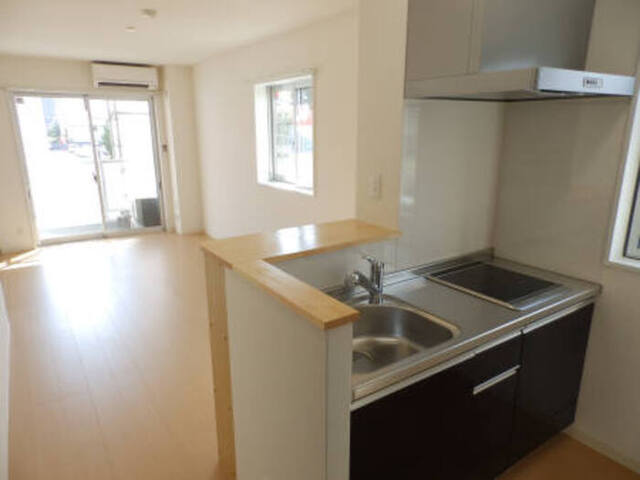 キッチン　リビング