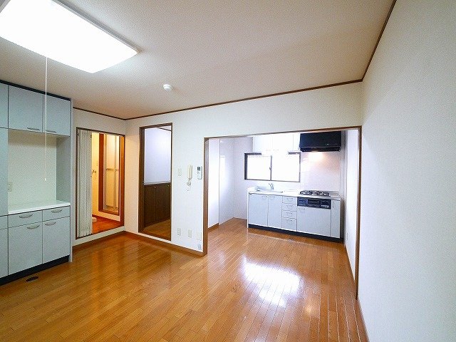 居室・リビング　居間です