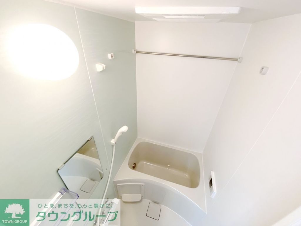 バス・シャワールーム　★追い焚き・浴室乾燥機付き★