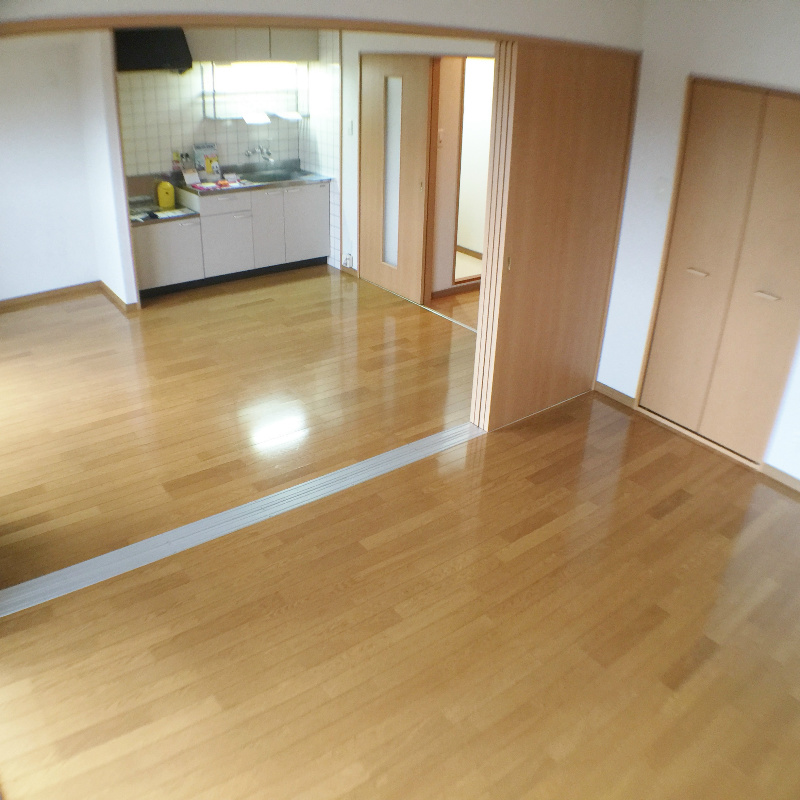 居室・リビング　302写真