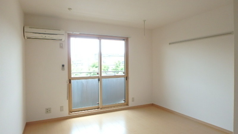 居室・リビング　図面と現状に相違がある場合には現状を優先