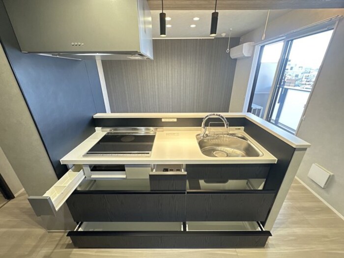 キッチン　キッチン収納