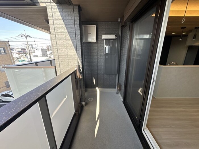 バルコニー　バルコニー