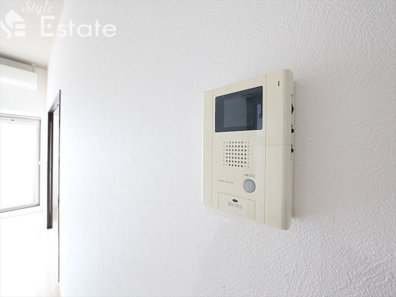セキュリティ　モニター付きインターホン