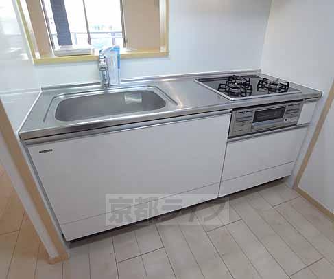 キッチン　使いやすいシステムキッチンです。