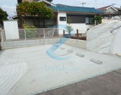 駐車場　駐車場