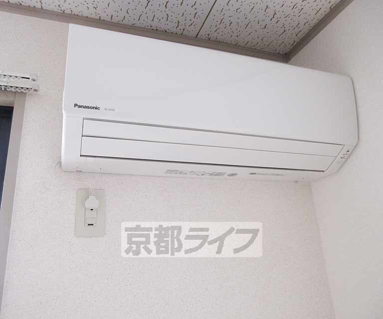 その他設備　夏冬にもってこいのエアコン！