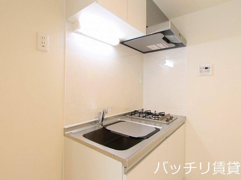 キッチン　同型イメージの為、現状を優先致します。