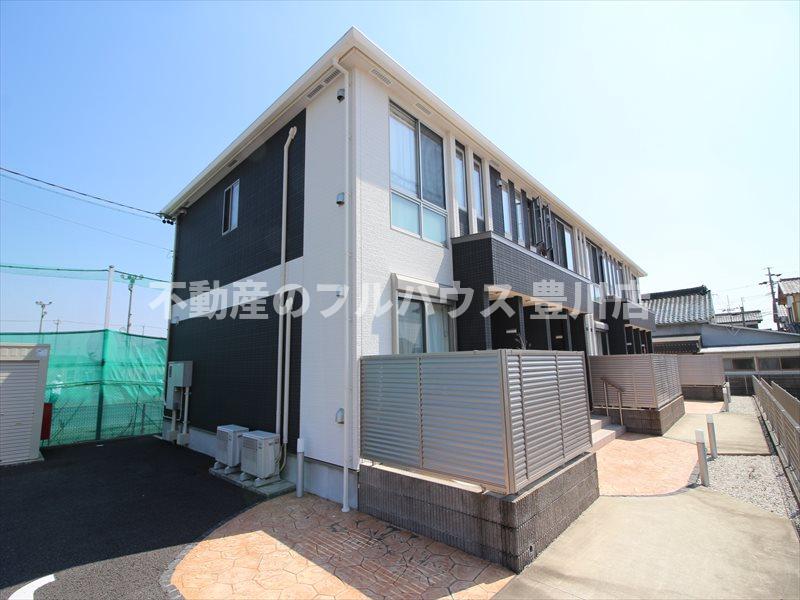 建物外観　外観写真（昼）