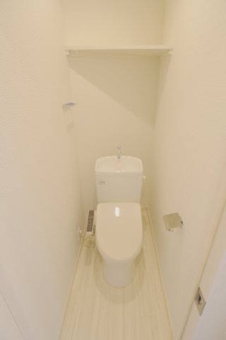 トイレ　※別部屋の写真です。参考下さい。