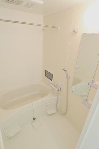 バス・シャワールーム　※別部屋の写真です。参考下さい。