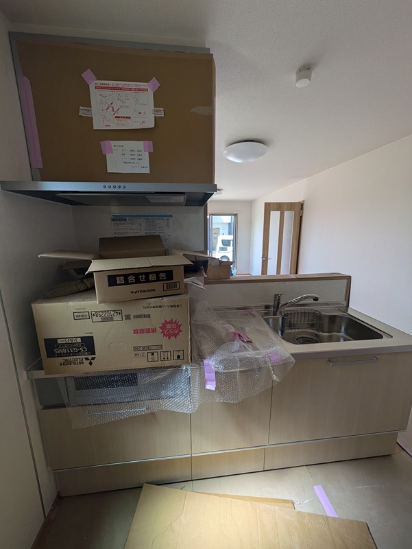 キッチン　※室内写真は同間取りの別号室の写真です。