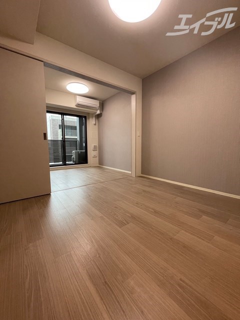 居室・リビング　広々したお部屋です。