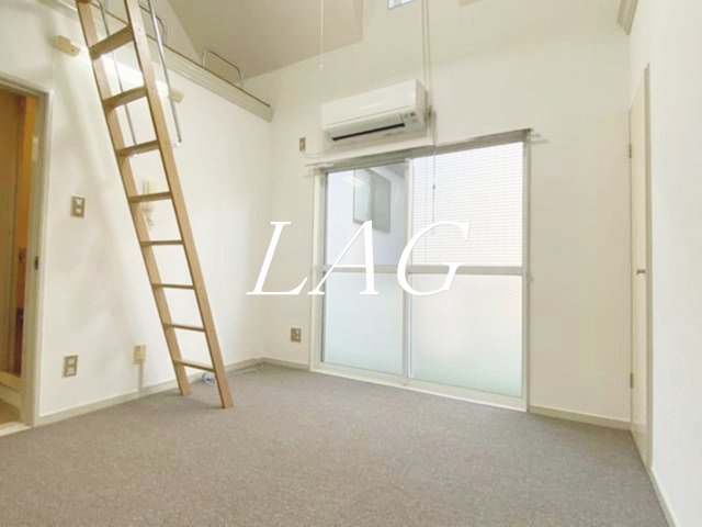 居室・リビング　洋室のお部屋です。