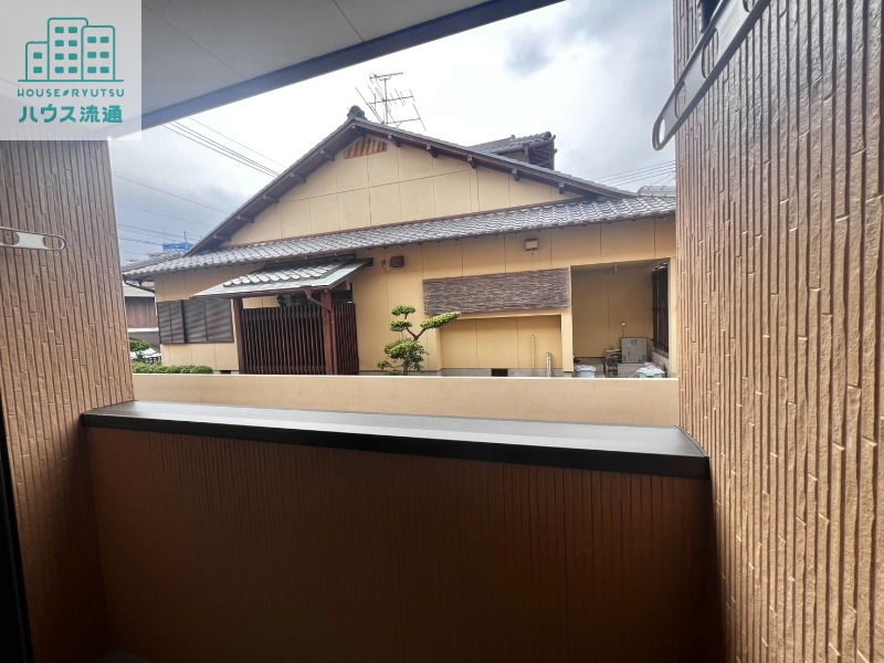 バルコニー　※反転タイプのお部屋です
