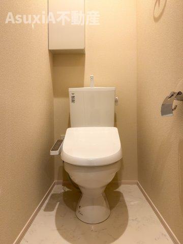 トイレ　同タイプ間取りの別部屋写真です。