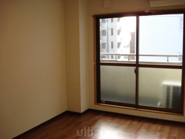居室・リビング　※同タイプの他のお部屋です