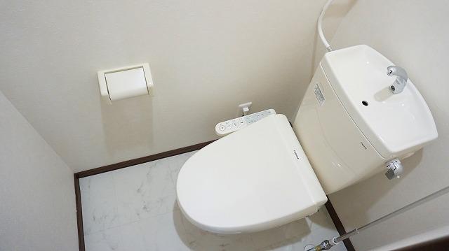 トイレ　トイレ