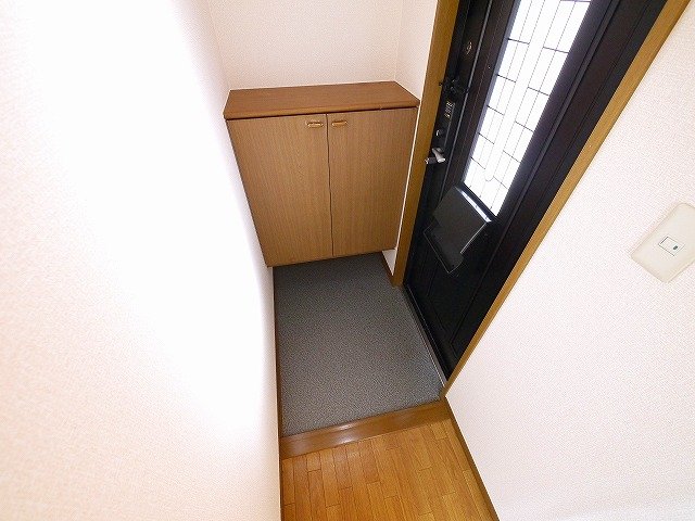 玄関　落ち着いた玄関です
