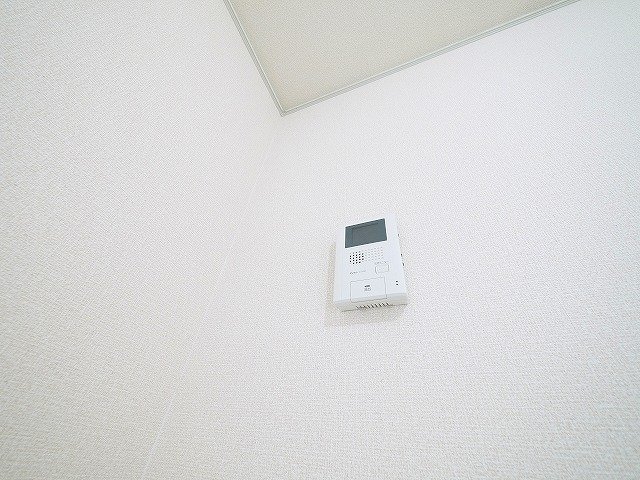 セキュリティ　モニター付きインターホン