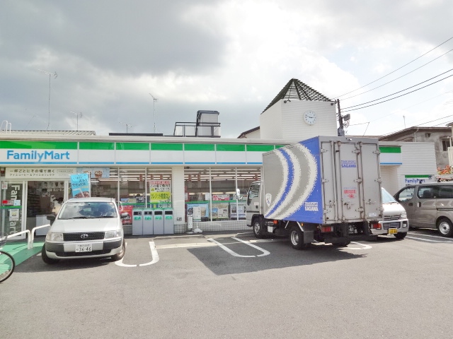 コンビニ　ファミリーマート 原町二丁目店（コンビニ）まで479m