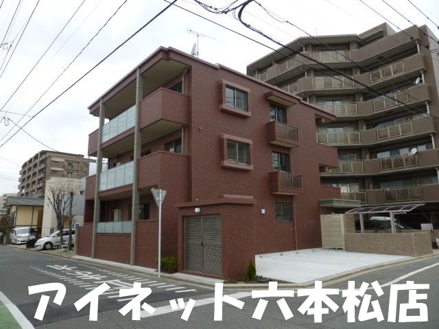 エントランス　ようこそいらっしゃい。
