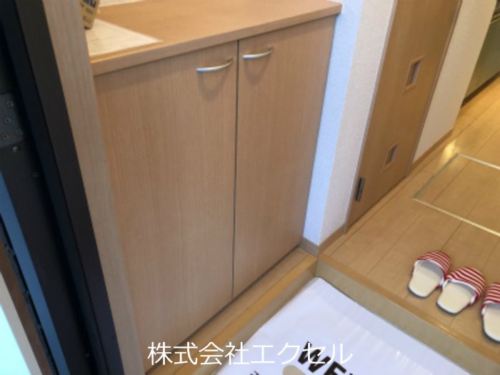 玄関　シューズボックス完備です。