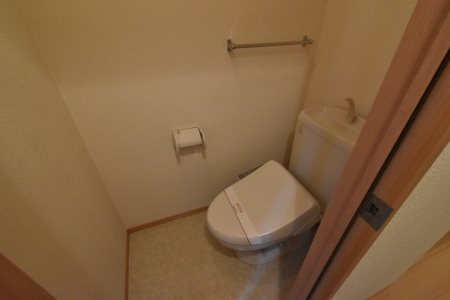 トイレ　清潔に保たれているトイレです。