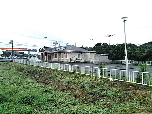 飲食店　くるまやラーメン千葉八街店（飲食店）まで2100m