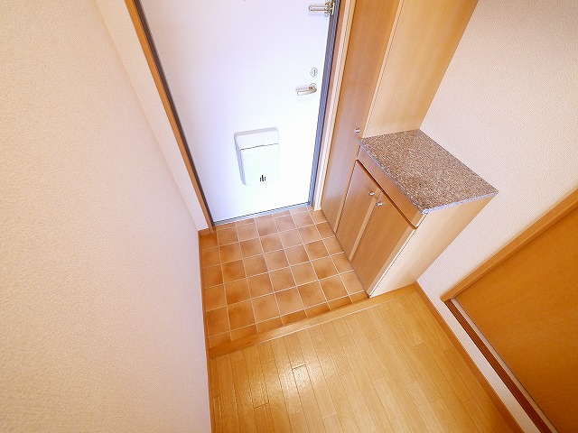 玄関　シンプルで使いやすい玄関です