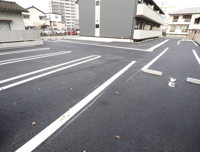 駐車場　駐車場