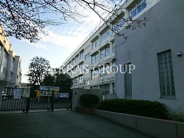 小学校　横浜市立汲沢小学校（小学校）まで364m