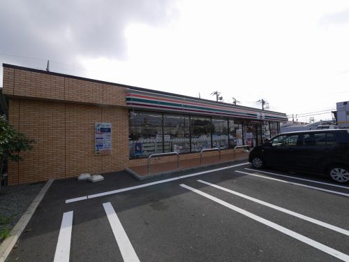 コンビニ　セブン－イレブン 藤沢湘南台７丁目店（コンビニ）まで492m