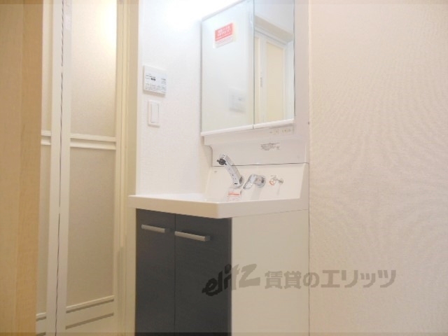 洗面設備　独立洗面台