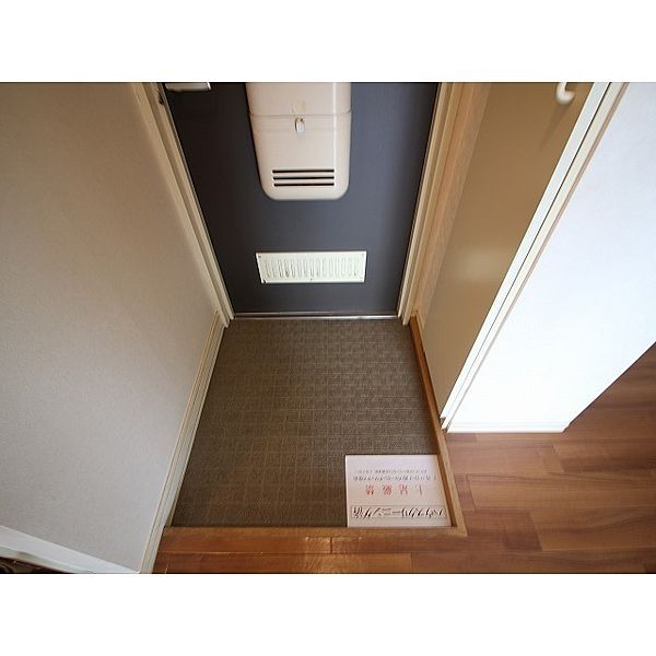 玄関　★お部屋探しは株式会社タウンハウジング東京まで★