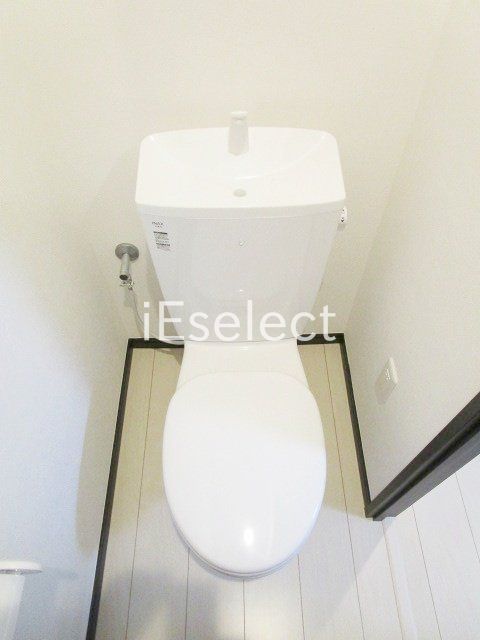 トイレ　シンプルなトイレです。