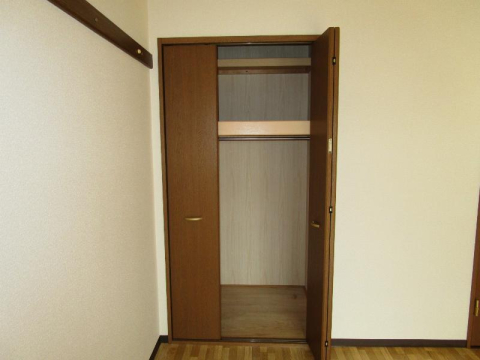 収納　※写真は別部屋のものです