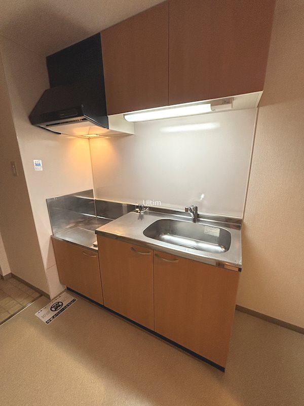 キッチン　※同タイプの他のお部屋です